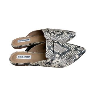 Steve Madden Womens Snake Print Leather Pointy Toe Upper Slip on Sandals Size 10